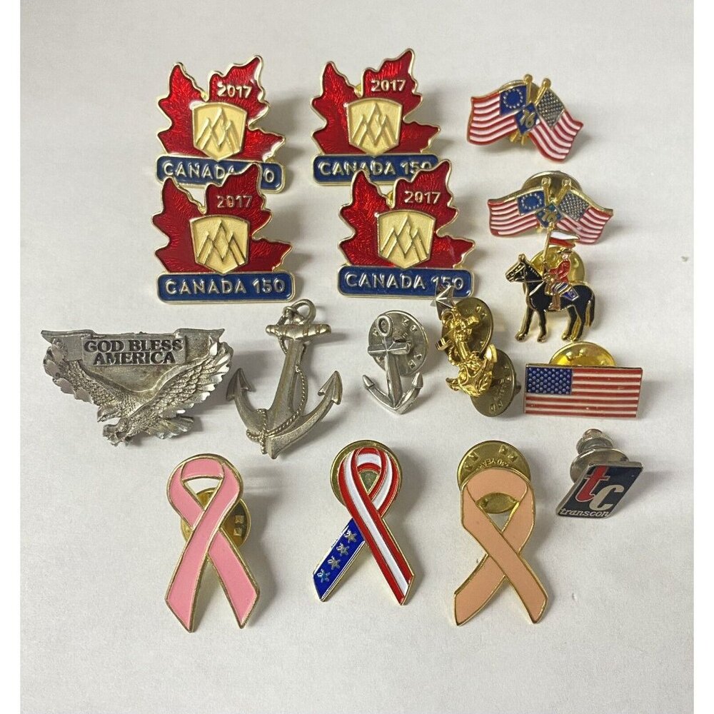 LOT 16 - 2017 Canada Maple Leaf 150 Lapel Gold Tone Enamel 1776 USA Flags
